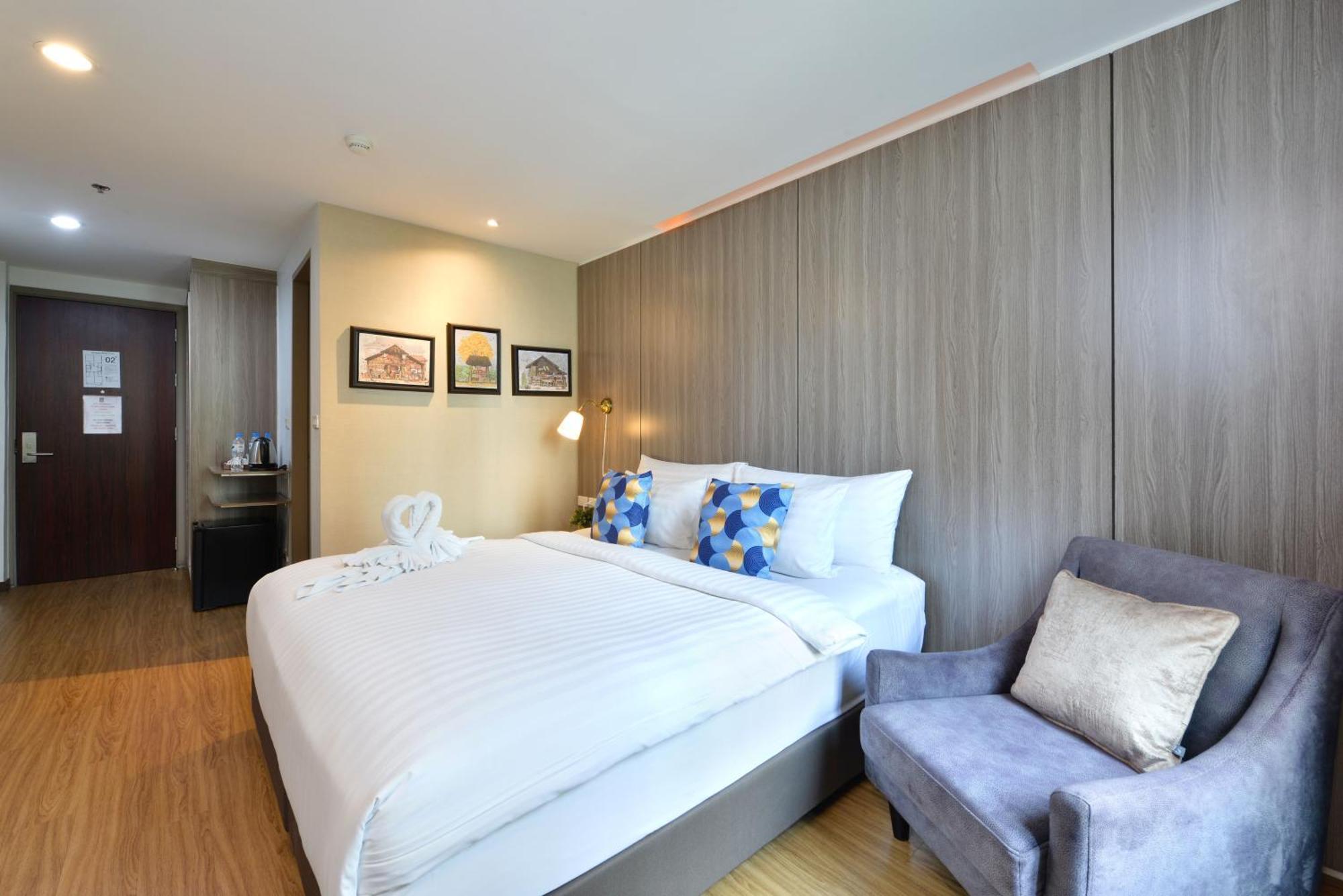 Bedever Boutique Bangkok Hotel - Bts Phra Khanong Экстерьер фото